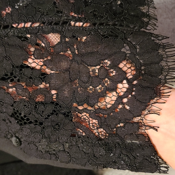 NwT IsaacMizrahiLive Sz 4 Black Lace Lined Lightweight Ladies Jacket - Picture 2 of 7